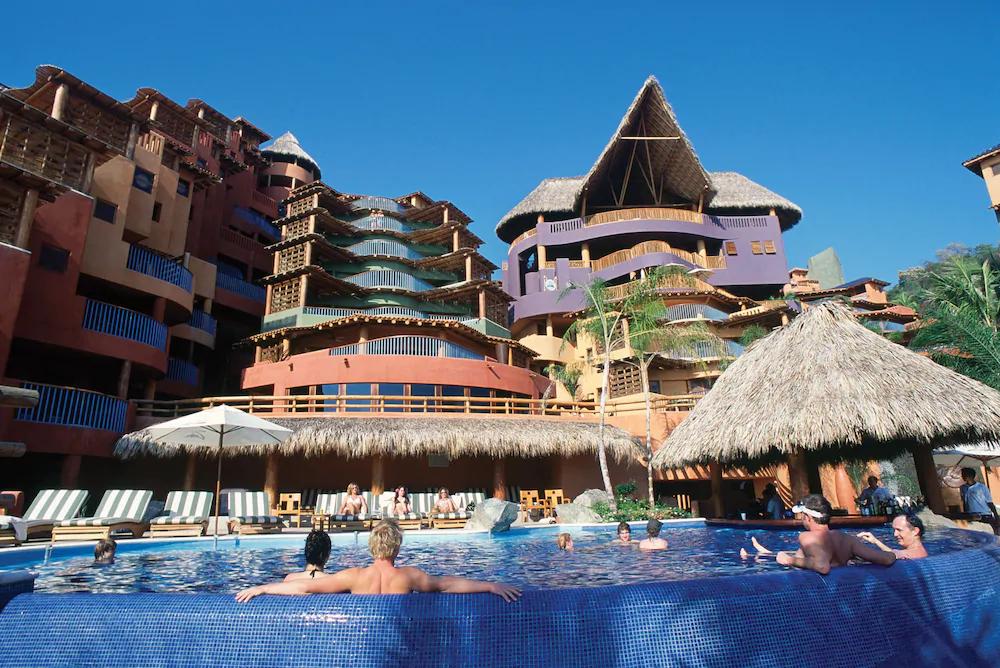 Hilton Grand Vacations Club Zihuatanejo Hotel Exterior photo