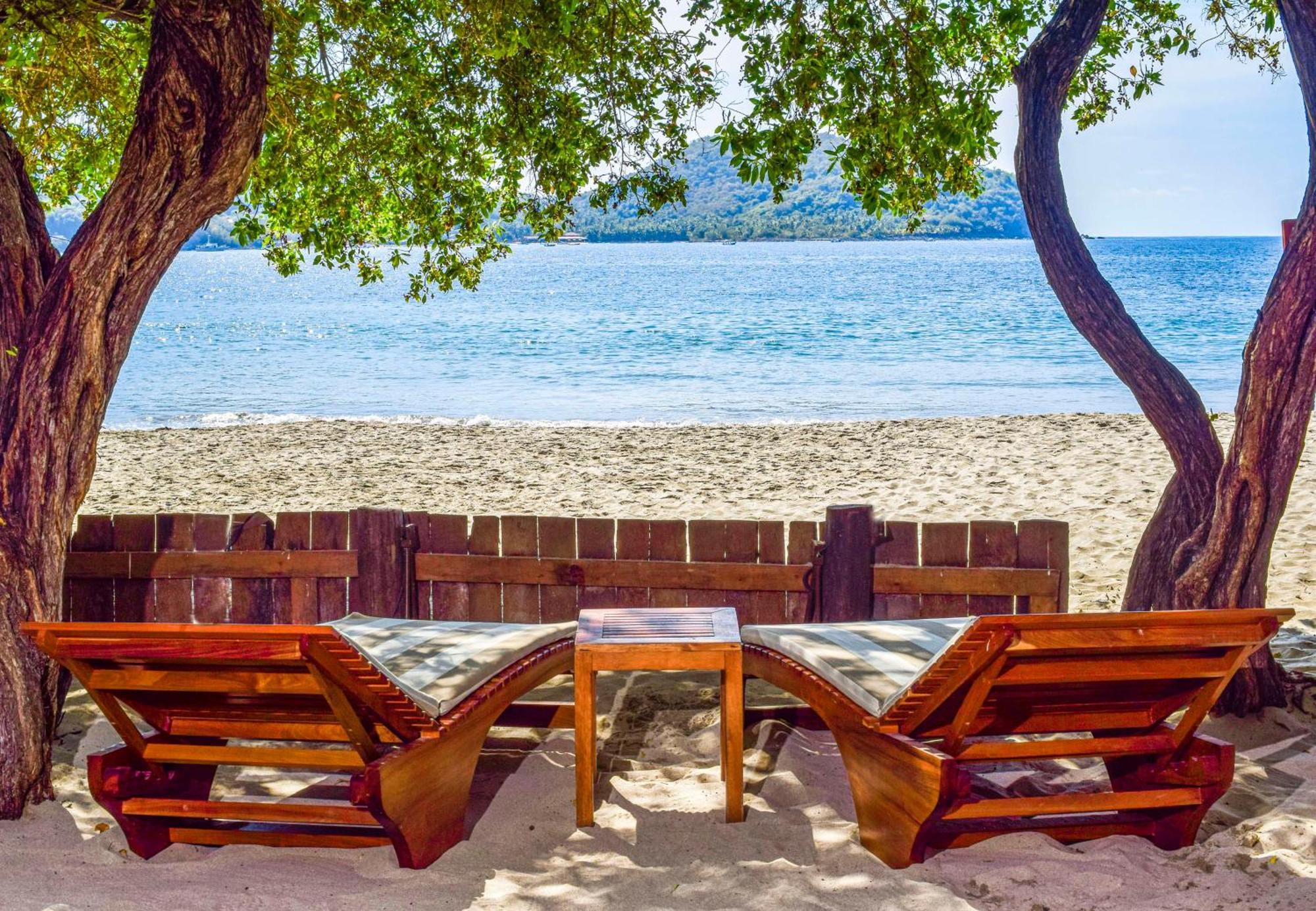 Hilton Grand Vacations Club Zihuatanejo Hotel Exterior photo